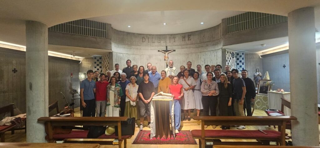 Adoraci&oacute;n eucar&iacute;stica por las vocaciones en el Seminario Diocesano de Canarias el 23 de octubre, v&iacute;spera de san Antonio Mar&iacute;a Claret